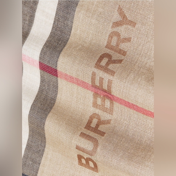 Burberry Check Lightweight Wool Silk Scarf - Picture 6 of 12